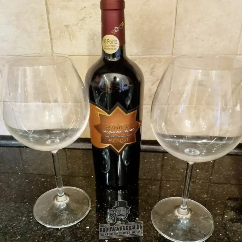 Địa chỉ bán vang y mantello sangiovese shiraz toscana sensi giá rẻ tại Hà Nội