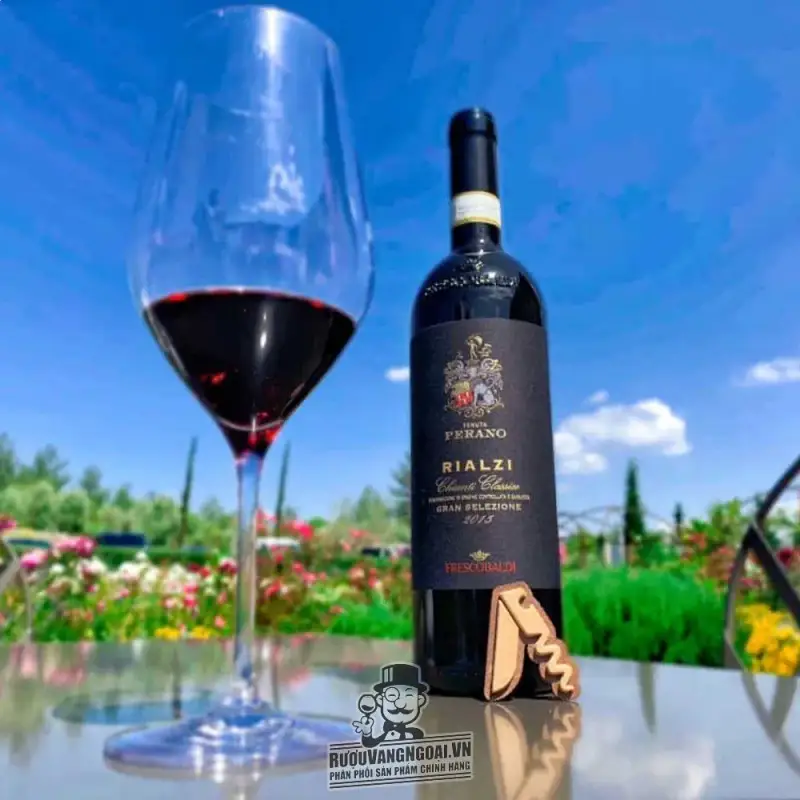 Mua ruou vang y perano rialzi chianti classico gran selezione giá rẻ tại Sài Gòn
