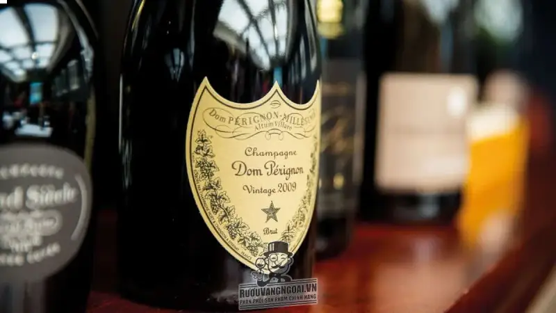 Rượu Champagne Dom Perignon Brut