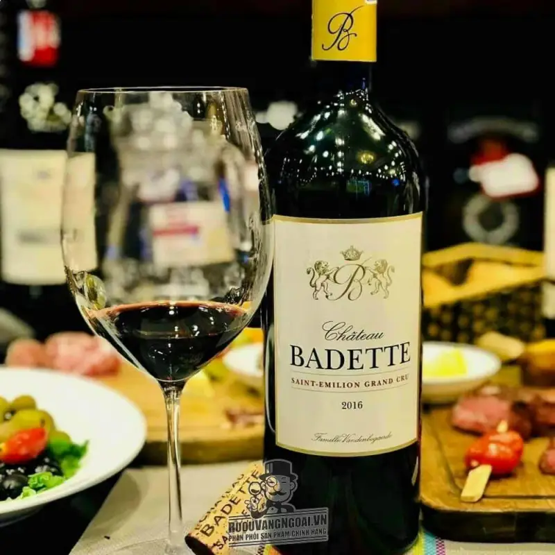 vang phap chateau badette saint emilion grand cru diem giá bao nhiêu