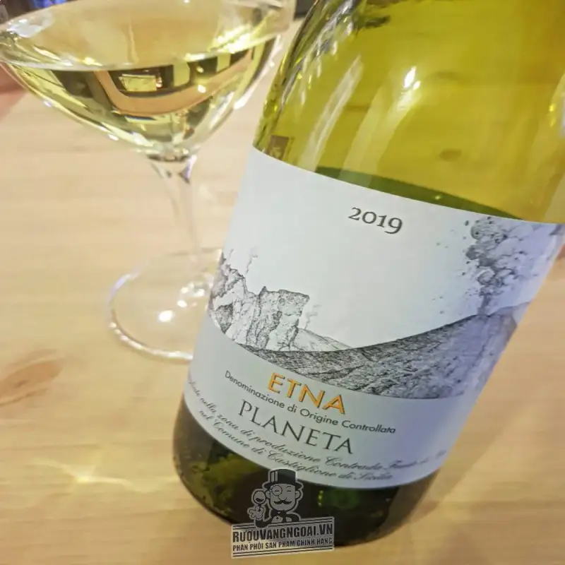 Địa chỉ mua vang y etna planeta bianco giá rẻ nhất