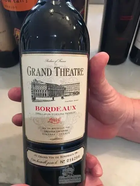 Vang Pháp Grande Theatre Bordeaux