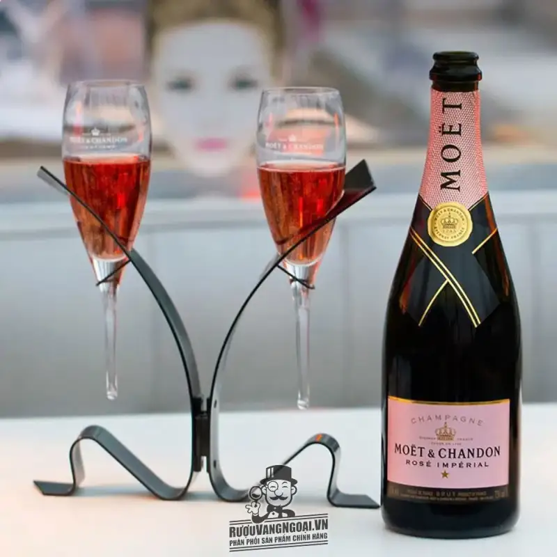 Rượu Champagne Moet Rose