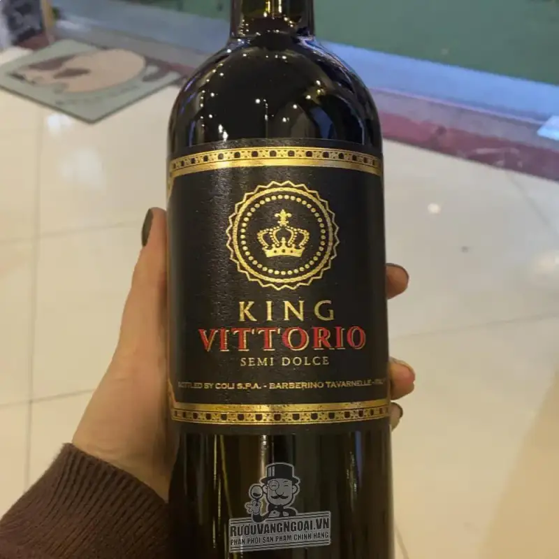 Địa chỉ bán vang y queen martina semi dolce giá rẻ tại Hà Nội