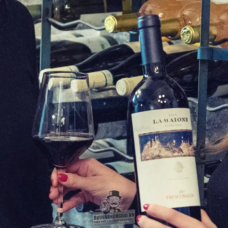 Rượu vang Lamaione Toscana Castelgiocondo