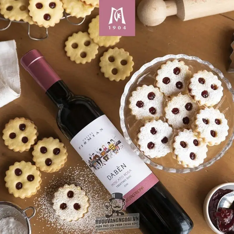 Giá vang y da ben moscato rosa mezzacorona