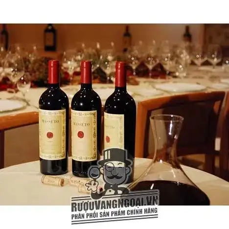 Vang ý MASSETO Merlot