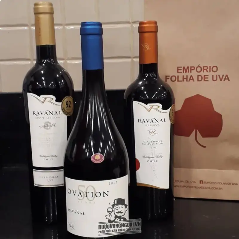 Giá vang chile ovation ravanal nam syrah