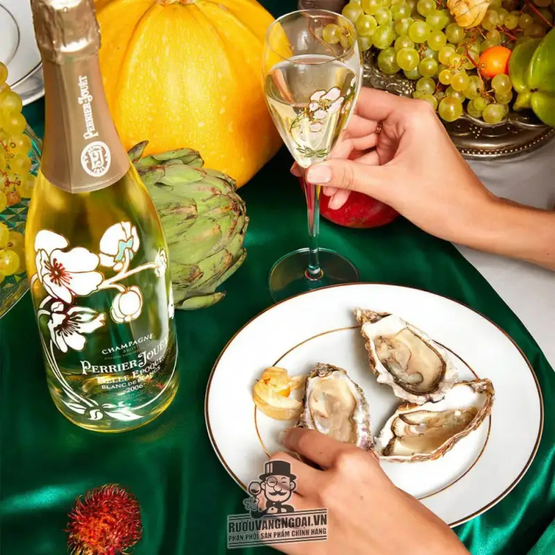 Địa chỉ bán ruou champagne phap perrier jouet belle epoque blanc de blancs giá rẻ tại Sài Gòn