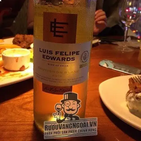 Vang Chile Luis Felipe Edwards Sauvignon Blanc