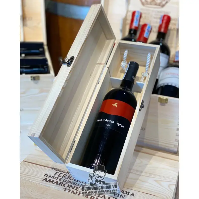 Địa chỉ bán vang y nero davola syrah trinacria sicilia giá rẻ tại Hà Nội