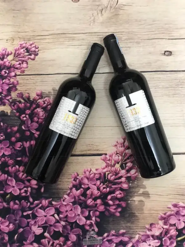 Vang Ý 1933 rosso 13,5%
