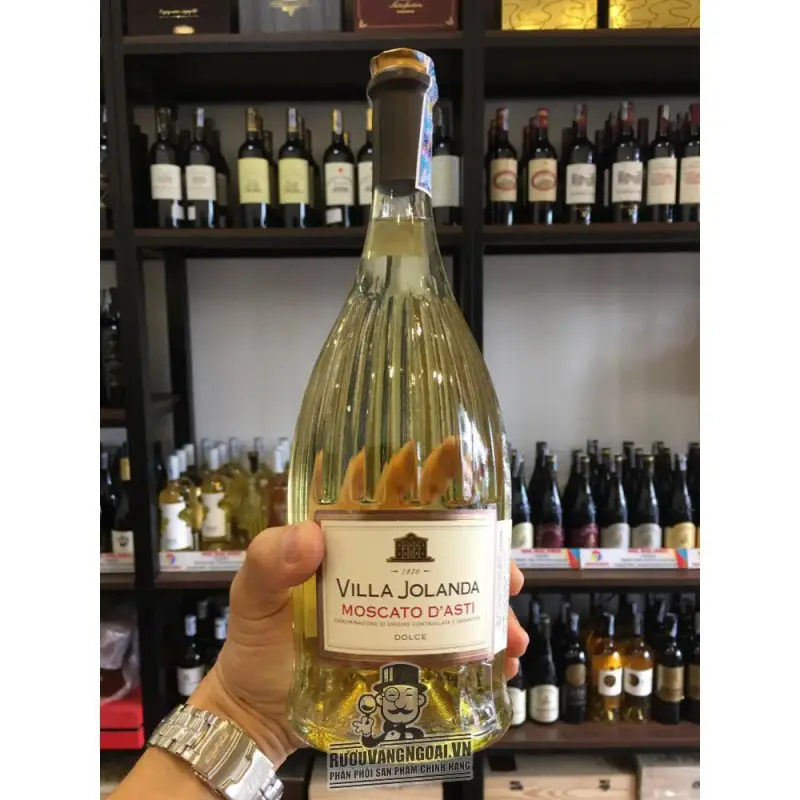 Mua ruou vang y villa jolanda moscato white giá rẻ tại Sài Gòn