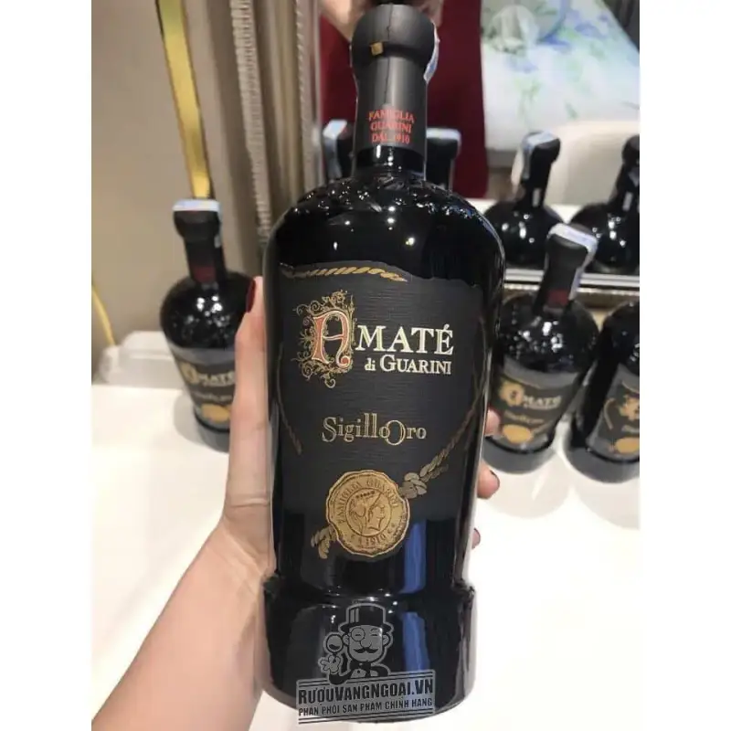Rượu vang Amate di Guarini Negroamaro Primitivo