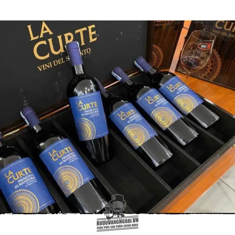 vang y la curte primitivo di manduria giá bao nhiêu
