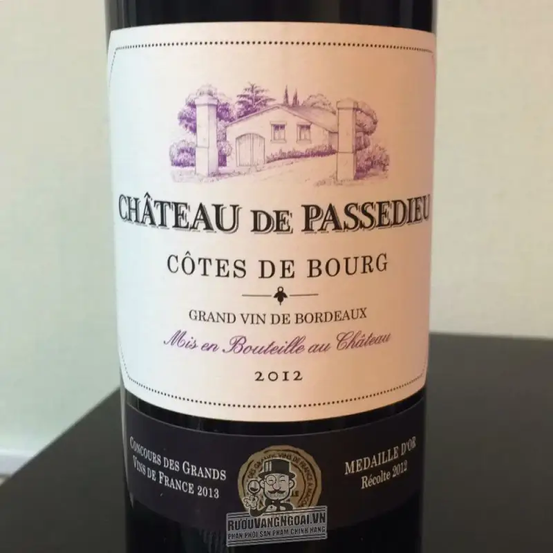 Mua vang phap chateau de passedieu cotes de bourg chinh hang giá rẻ tại Sài Gòn