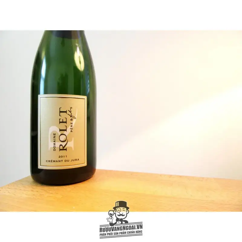 Mua ruou vang no domaine rolet cremant du jura arbois giá rẻ tại Sài Gòn