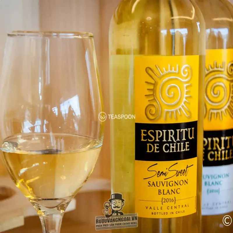 Mua vang ngot trang espiritu de chile semi sweet sauvignon blanc giá rẻ tại Sài Gòn