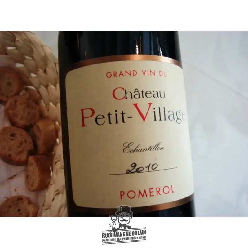 Địa chỉ bán vang phap chateau petit village pomerol giá rẻ tại Sài Gòn