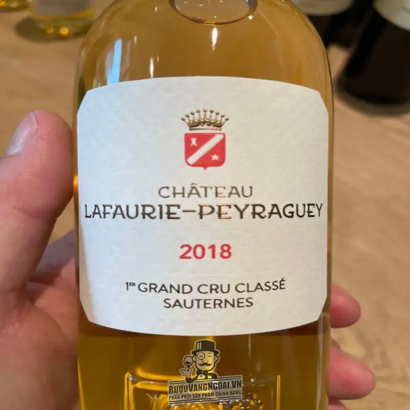 vang phap chateau lafaurie peyraguey bordeaux giá bao nhiêu