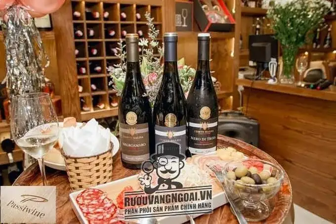 Vang Ý CORTE BALDA PRIMITIVO SALENTO - NEGROAMARO