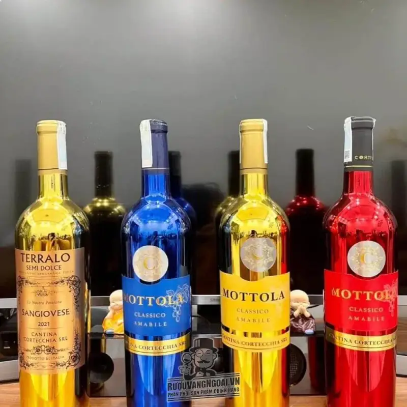 Rượu vang Mottola Amabile Classico uống ngon