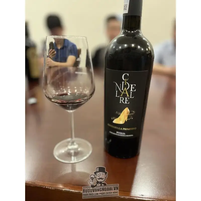 Địa chỉ bán ruou vang y cinderella primitivo puglia chinh hang giá rẻ nhất