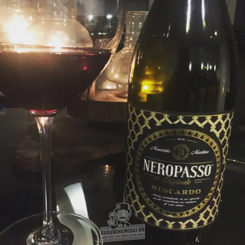 BISCARDO NEROPASSO 1,5l và 3 lít