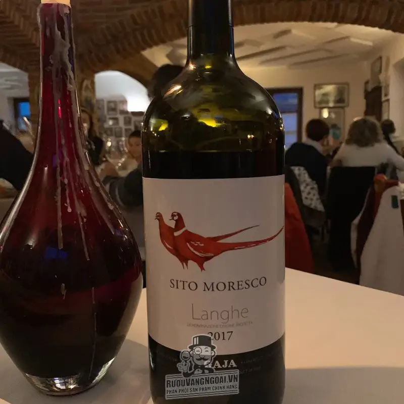 Địa chỉ bán vang y sito moresco gaja langhe giá rẻ tại Sài Gòn