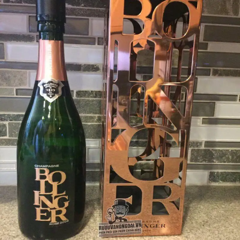 Địa chỉ bán ruou champagne bollinger limited rose giá rẻ tại Sài Gòn