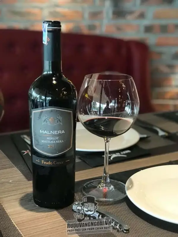 Vang Ý Malnera 2013 Negroamaro Malvasia Nera Salento Feudo di Santa Croce