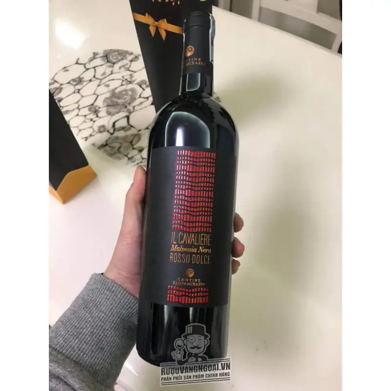 Địa chỉ mua vang y il cavaliere rosso dolce giá rẻ nhất
