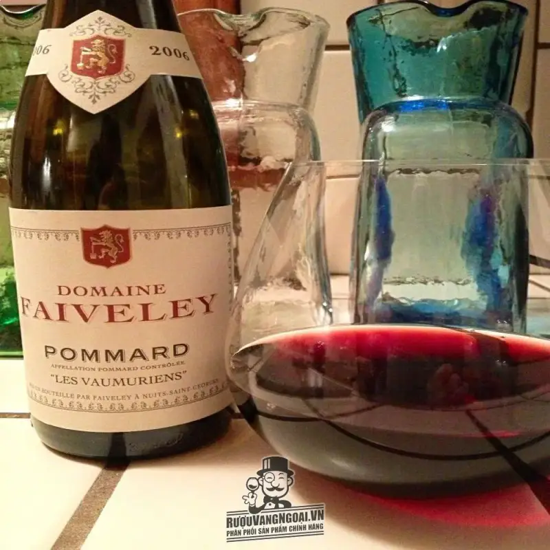 vang phap domaine faiveley pommard les vaumuriens giá bao nhiêu
