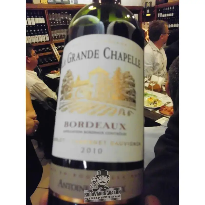 Giá vang phap larose montenac medoc