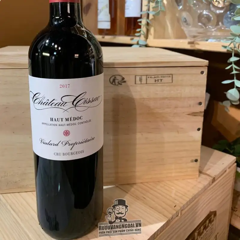 Mua vang phap chateau cissac haut medoc cru bourgeois cao cap giá rẻ tại Sài Gòn