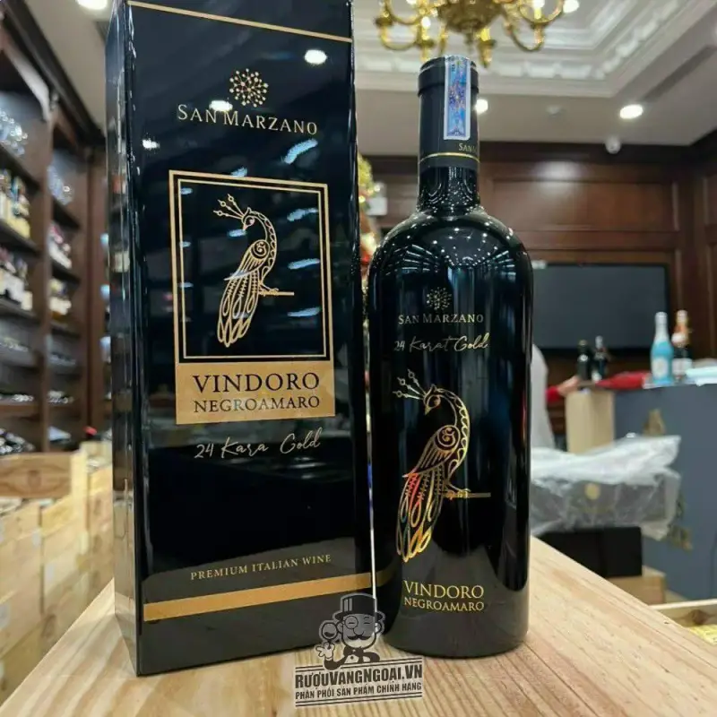 Vang Ý VINDORO 24 KARAT GOLD NEGROAMARO Uống ngon