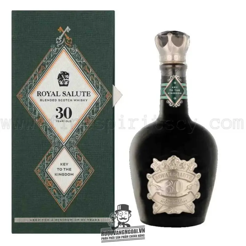 chivas nam royal salute giá bao nhiêu