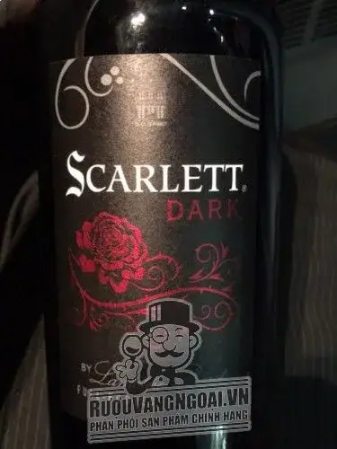 Giá sale: 190,000đ - Rượu vang Scarlet Dark Lamothe Parrot Red Blend