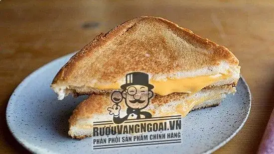 Cách làm bánh sandwich phô mai nướng thơm ngậy