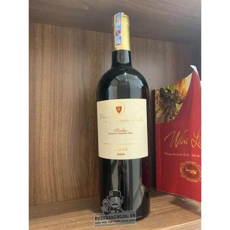 Vang Ý Duca Di Poggioreale Syrah 2009